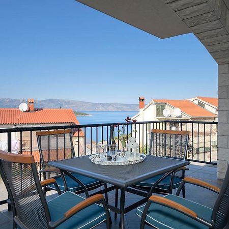 Apartment Nela Kalina Jelsa  Εξωτερικό φωτογραφία