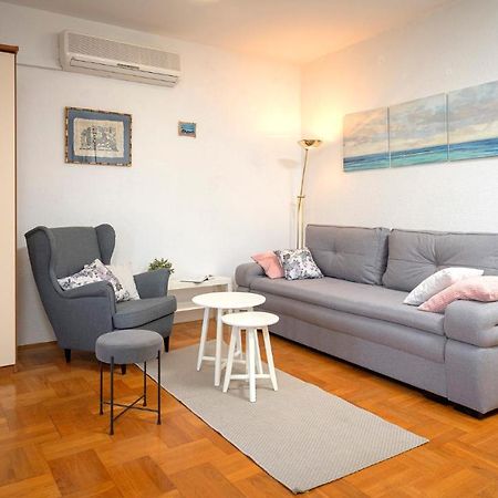 Apartment Nela Kalina Jelsa  Εξωτερικό φωτογραφία