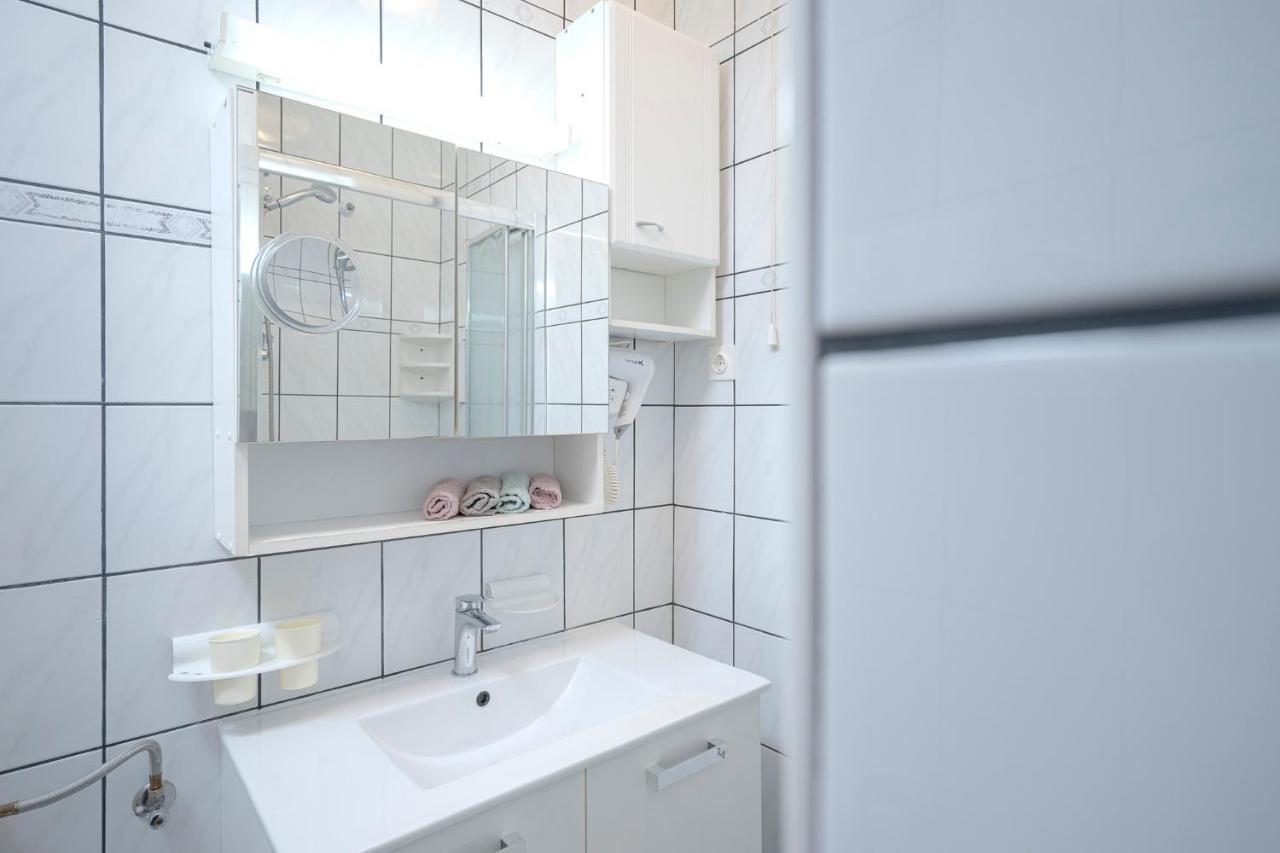 Apartment Nela Kalina Jelsa  Εξωτερικό φωτογραφία