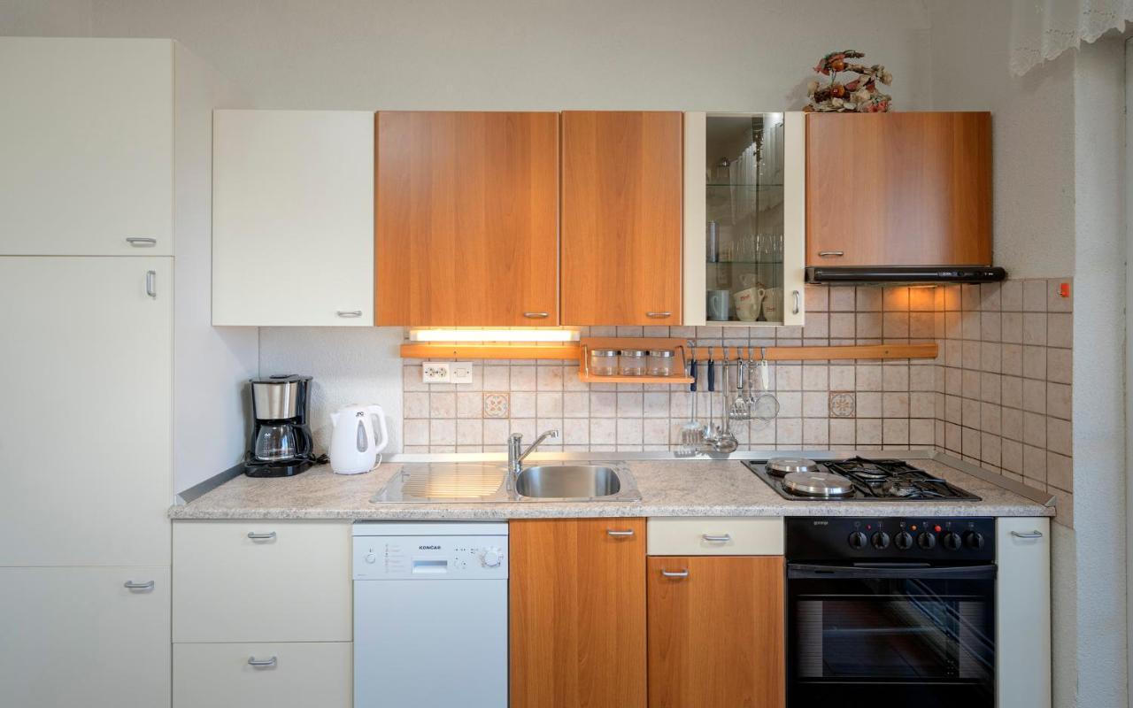 Apartment Nela Kalina Jelsa  Εξωτερικό φωτογραφία