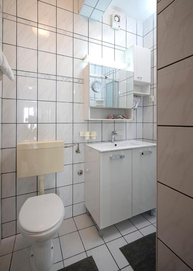 Apartment Nela Kalina Jelsa  Εξωτερικό φωτογραφία