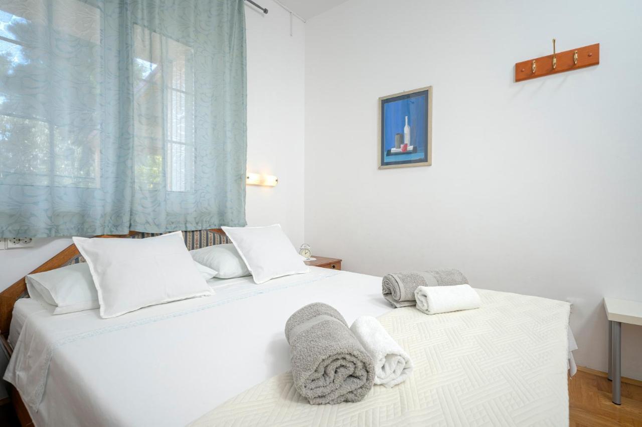 Apartment Nela Kalina Jelsa  Εξωτερικό φωτογραφία