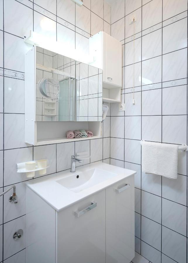 Apartment Nela Kalina Jelsa  Εξωτερικό φωτογραφία